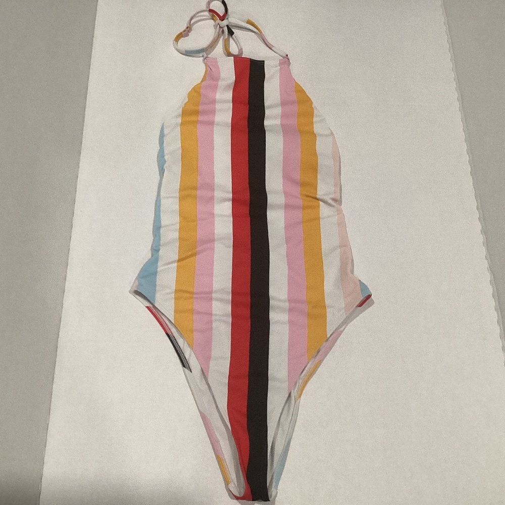 Forever21 one piece swimsuit,size S